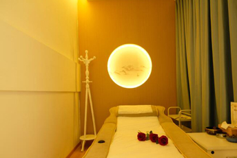 惠州日式指压的寂静美学：在按压中听见雪落的声音